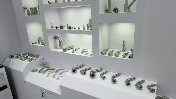 قیمت خوب آداپتور رزوه سفارشی / اتصالات شیلنگ هیدرولیک اتصالات فرول شیلنگ هیدرولیک شکل مساوی 1/4 اینچ مستقیم 45 درجه 90 درجه اندازه های مختلف آنلاین