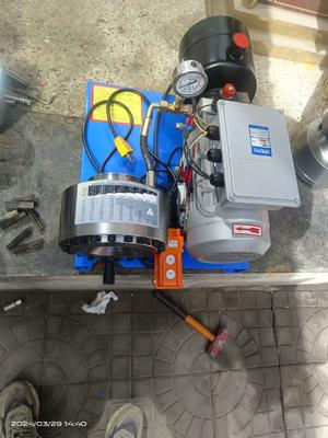 قیمت خوب 220V 7 دستگاه خرد کردن شیلنگ هیدرولیک با دامنه 1 اینچ برای شیلنگ های 6-25 میلی متر می میرد آنلاین